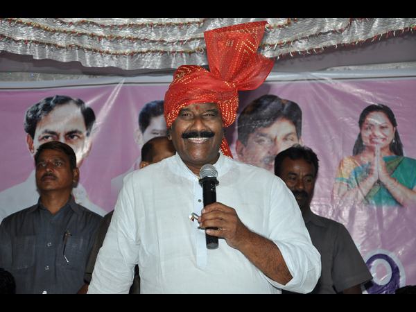 నాయిని