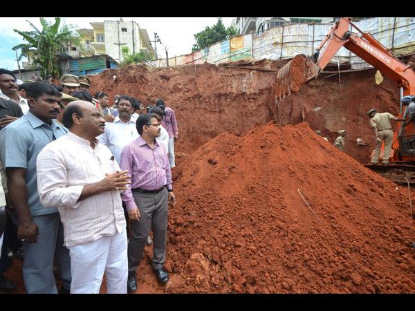 అయ్యన్నపాత్రుడు