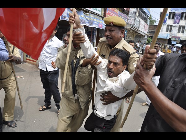 వామపక్షాలు