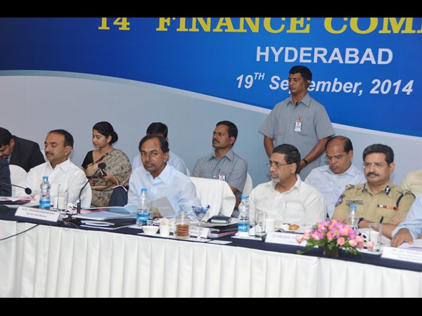 కేసీఆర్, 14వ ఆర్థిక సంఘం