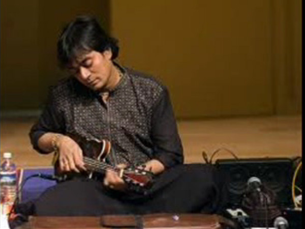 Renowned musician Mandolin U Srinivas passes away at 45 Renowned musician Mandolin U Srinivas passes away at 45