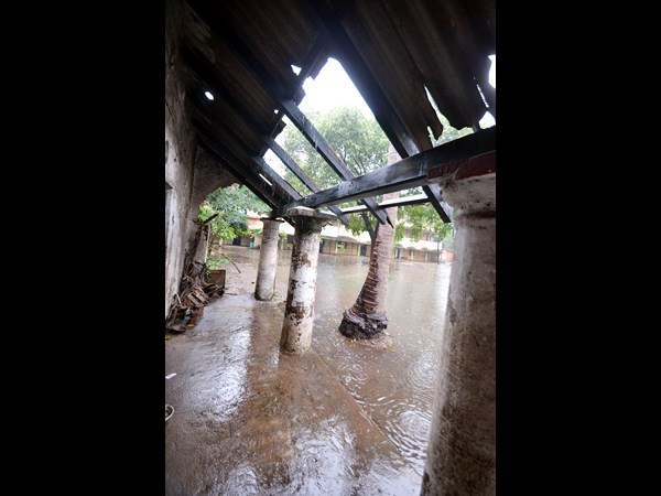 ఇలా నిండిపోయింది...