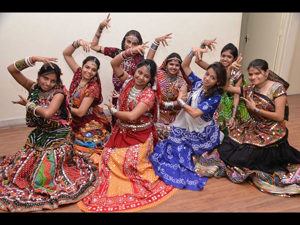 దాండియా