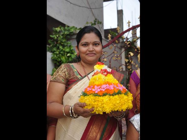 బతుకమ్మ