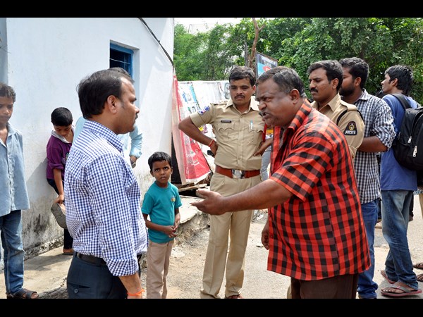 పోలీసు బందోబస్తు