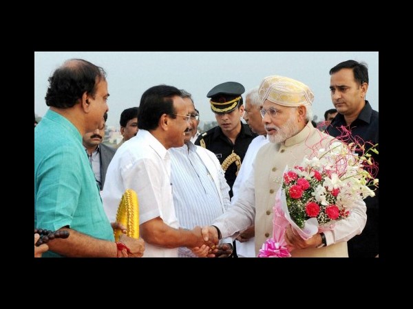 మోడీకి కేంద్రమంత్రి స్వాగతం