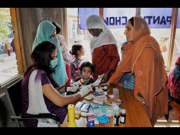  వరద సమయంలో కాశ్మీర్‌లో 3,500 శిశువుల జననం