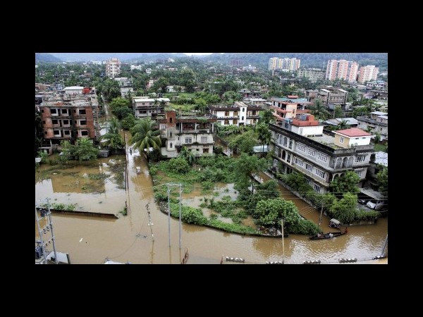 నీటమునిగిన గౌహతి