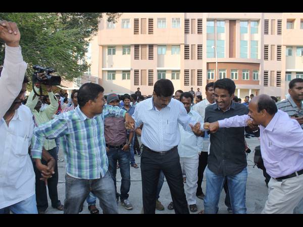  బతుకమ్మ