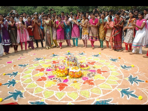 బతుకమ్మ వేడుకలు