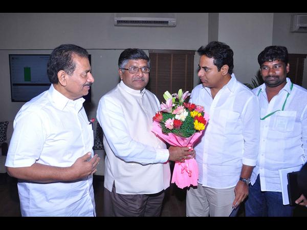 రవిశంకర ప్రసాద్‌తో కేటీఆర్
