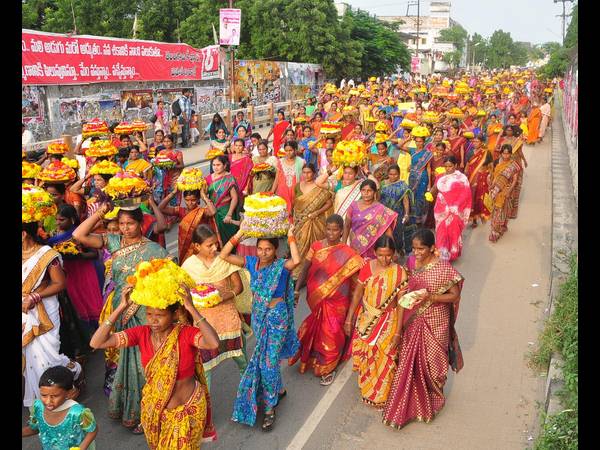 బతుకమ్మ వేడుకలు 