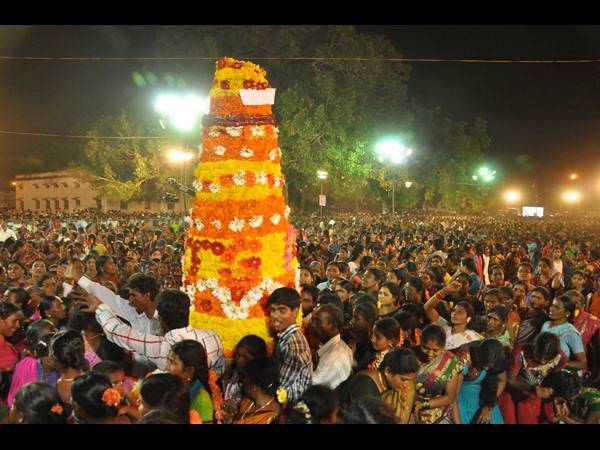 బతుకమ్మ