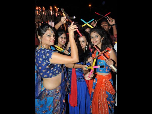 దాండియా