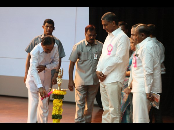 కేసీఆర్