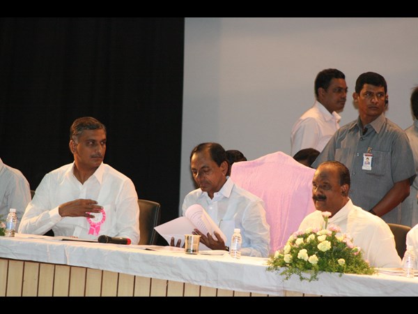 కేసీఆర్