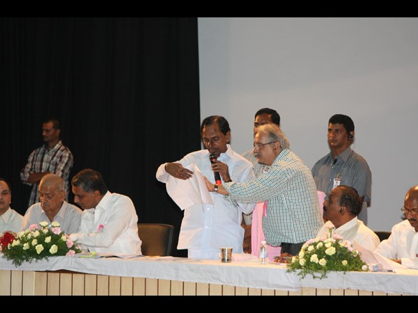 కేసీఆర్