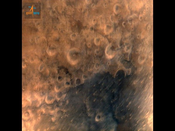 India's MOM -- Mangalyaan at work on Mars; ISRO reveals pictures India's MOM -- Mangalyaan at work on Mars; ISRO reveals pictures