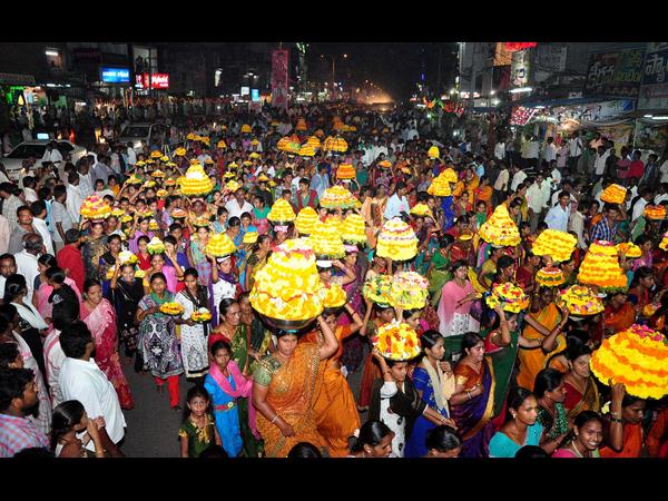 బతుకమ్మ