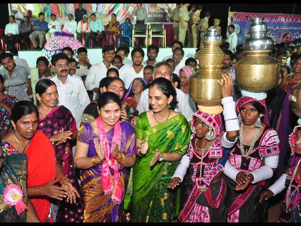 బతుకమ్మ