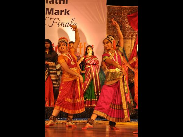  ఆకట్టుకున్న శ్రీమతి సిల్క్ మార్క్ 2014