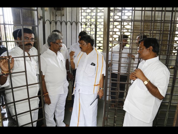 మాణిక్యాలరావు