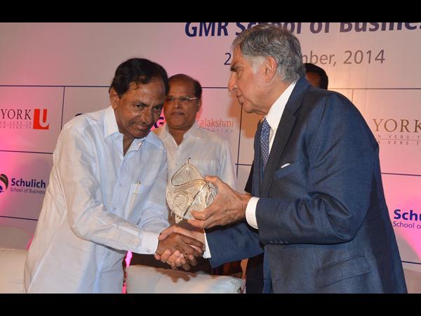 హైదరాబాద్‌పై కేంద్రీకరణ