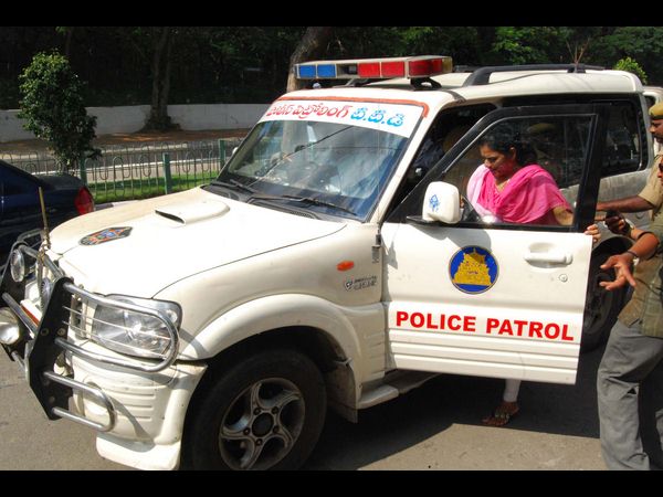 చంద్రబాబు వాహనం