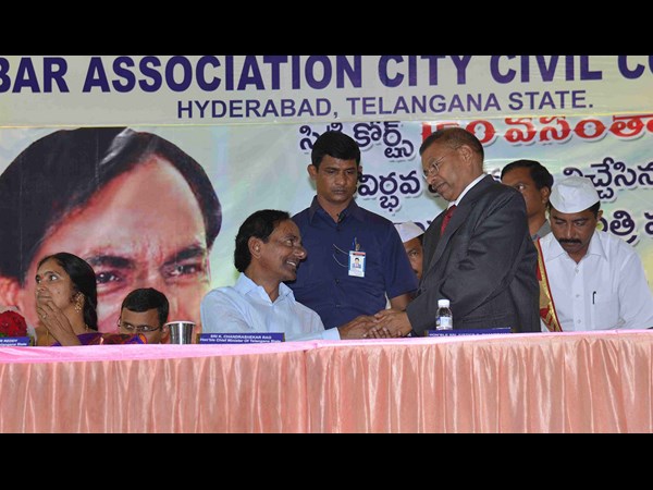 వజ్రాల తెలంగాణ సాధించే సంపద మనది: కేసీఆర్