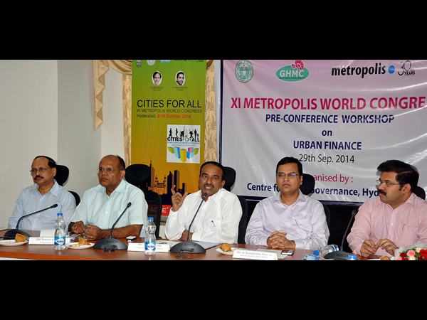 సంకేతాలు ఇవ్వాలి