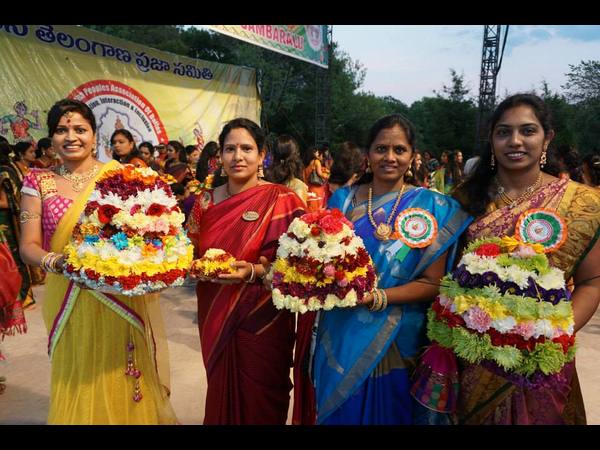 బతుకమ్మ వేడుకలు