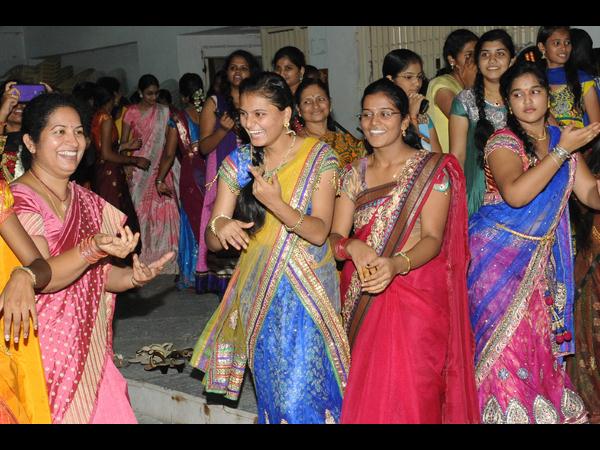 గార్భా నృత్యం