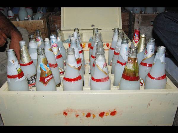  కల్లు కంపౌండ్