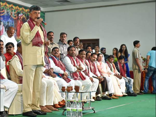 అలయ్ బలయ్