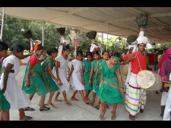  అలయ్ బలయ్