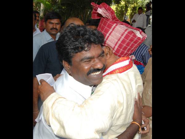  అలయ్ బలయ్