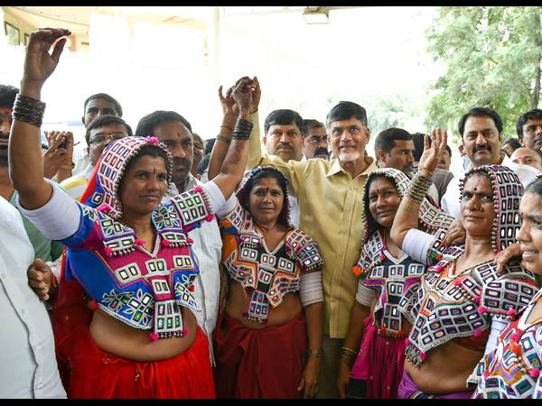  అలయ్ బలయ్