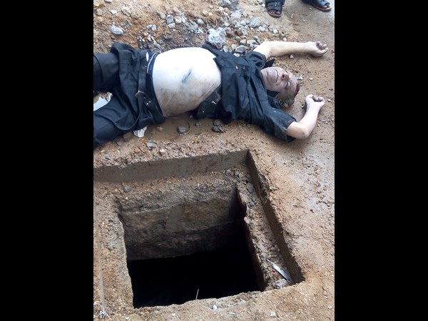 మృతుడు మృతుడు