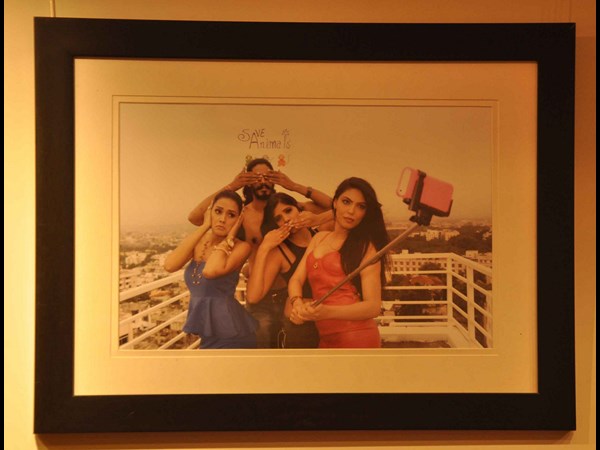 ర్యాంప్‌ వాక్‌తో కనువిందు చేసిన ముద్దుగుమ్మలు