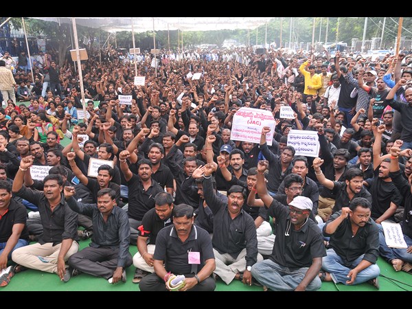 రేపటి నుంచి విద్యుత్ ఉద్యోగుల సమ్మె 