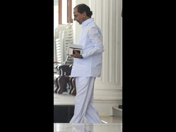 కేసీఆర్