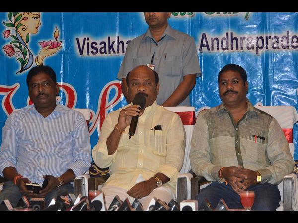  డంపింగ్ యార్డు ఏర్పాటు చేయకపోతే సర్పంచుల చెక్ పవర్ రద్దు