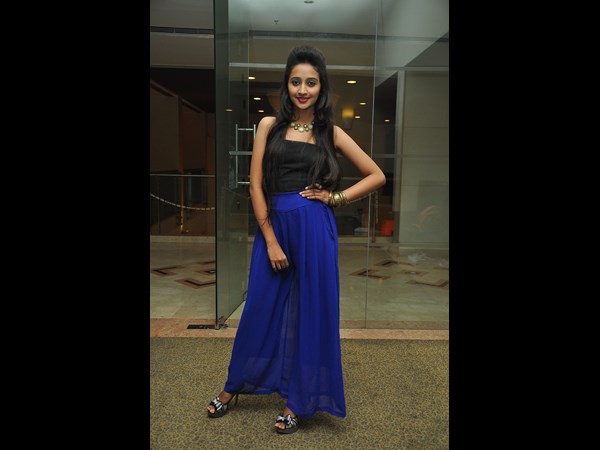 సలోనీ