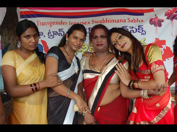  హిజ్రాల ధర్నా