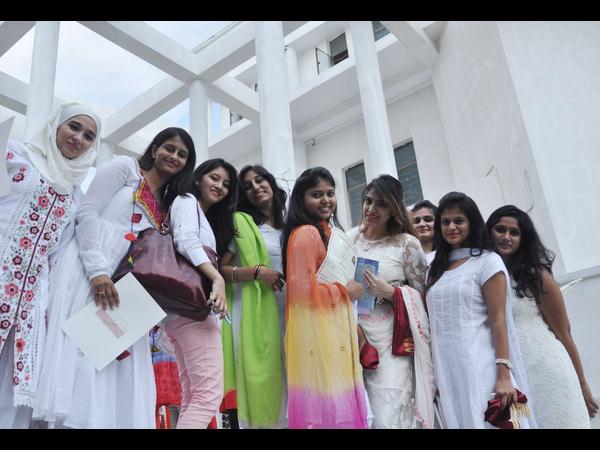 స్నాతకోత్సవం స్నాతకోత్సవం