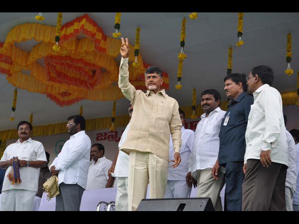 చంద్రబాబు 