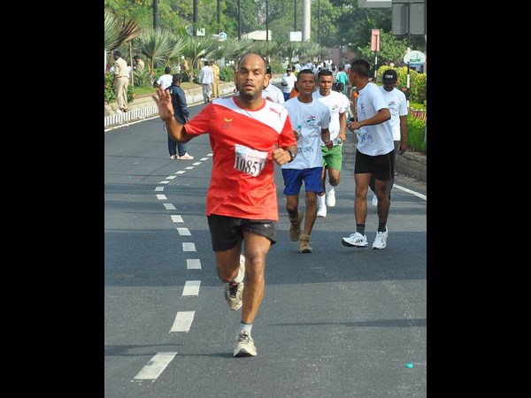 సీఆర్పీఎఫ్ మారథాన్ కేటీఆర్ హాల్‌చల్