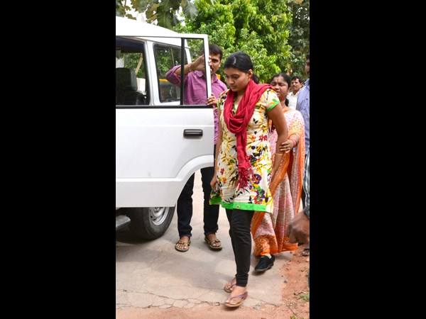 ఇంటికి భవ్యశ్రీ