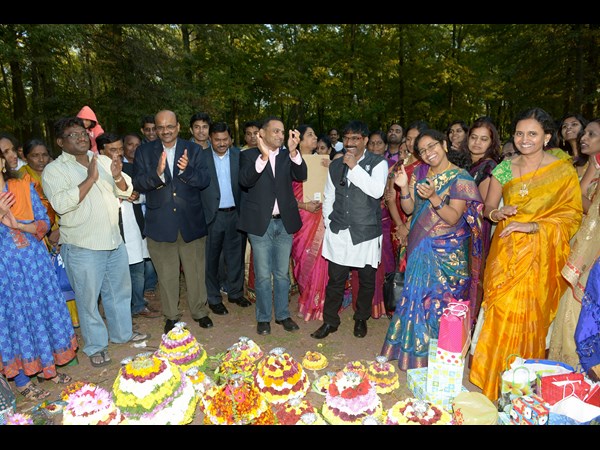 బతుకమ్మ వేడుకలు