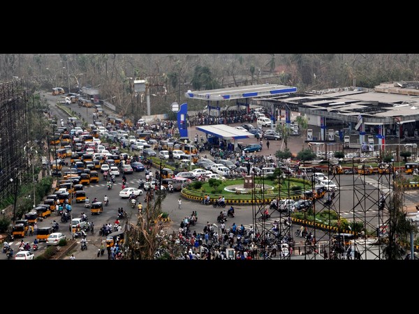 రోడ్ల పునరుద్ధరణ